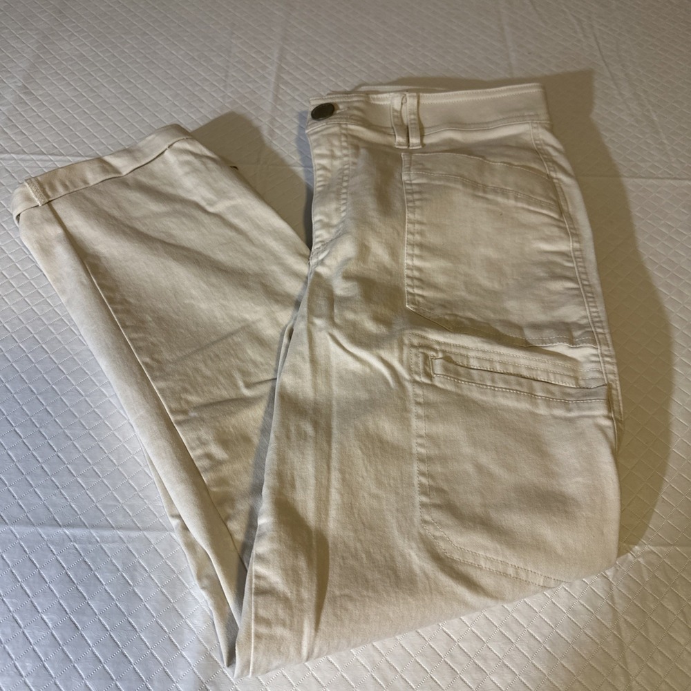 Democracy Ab Technology Jeans 10 High Rise Tapered Utility Pant Cream Snap Hem